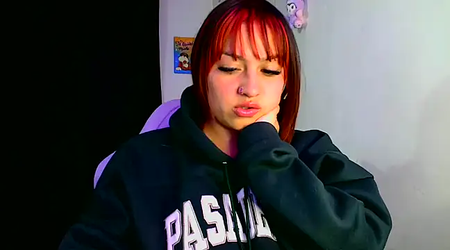 Snapshot of lucycherry__ chatting on 01/29/25, 07:57 lucycherry online show from 01/29/25, 07:57