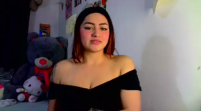 Snapshot of lucycherry__ chatting on 03/10/25, 11:49 lucycherry online show from 03/10/25, 11:49