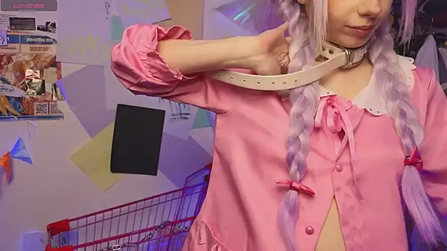 Moon Lollie  online show from 10/21/25, 05:30