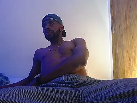 GerardSmitt online show from 10/18/25, 02:03