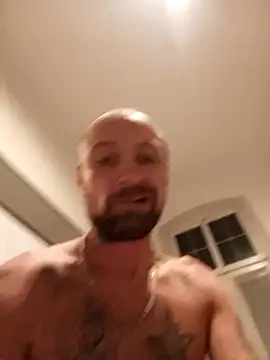 Snapshot of Diabel86 chatting on 09/16/25, 08:21 Diabel86 online show from 09/16/25, 08:21