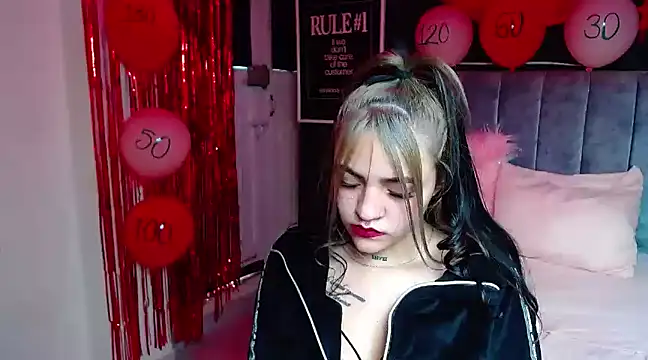 Violettasquirt online show from 02/14/25, 03:15