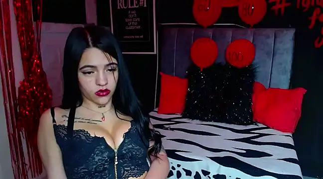 Violettasquirt online show from 03/06/25, 09:31