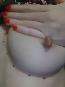 Snapshot of Linda_999 chatting on 01/10/25, 01:52 Linda 999 online show from 01/10/25, 01:52