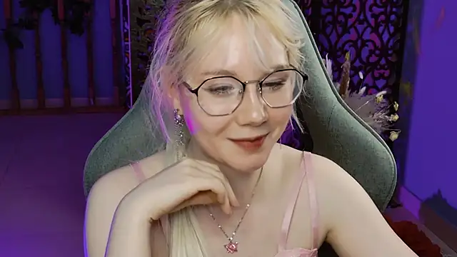 Snapshot of NancyMartinez chatting on 01/30/25, 07:15 NancyMartinez online show from 01/30/25, 07:15