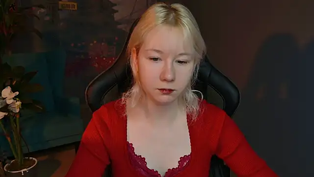 Snapshot of NancyMartinez chatting on 02/24/25, 05:11 NancyMartinez online show from 02/24/25, 05:11