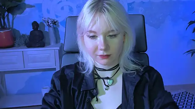 Snapshot of NancyMartinez chatting on 03/15/25, 04:21 NancyMartinez online show from 03/15/25, 04:21
