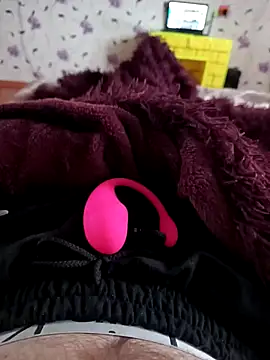 red red00 online show from 12/14/24, 12:44