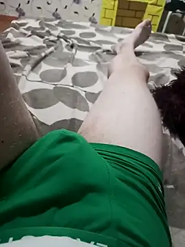 red red00 online show from 03/17/25, 04:33