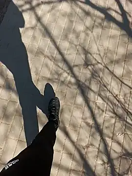 red red00 online show from 03/22/25, 09:34