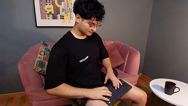 Snapshot of Mark_Evans1_ chatting on 02/27/25, 07:15 Mark Evans1  online show from 02/27/25, 07:15