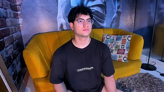 Snapshot of Mark_Evans1_ chatting on 03/01/25, 08:10 Mark Evans1  online show from 03/01/25, 08:10