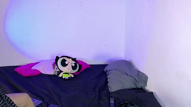 KetraWesttt online show from 10/30/25, 04:58