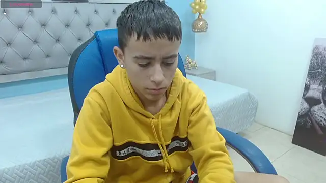 Xavii18 online show from 01/23/25, 03:32