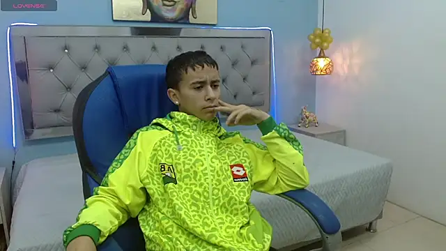 Xavii18 online show from 01/25/25, 12:26