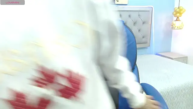 Xavii18 online show from 02/11/25, 12:37