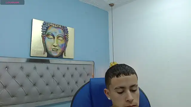 Xavii18 online show from 02/11/25, 06:55