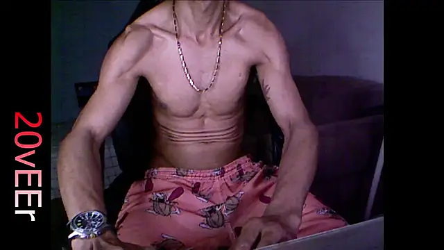 20vEEr online show from 11/02/25, 07:49