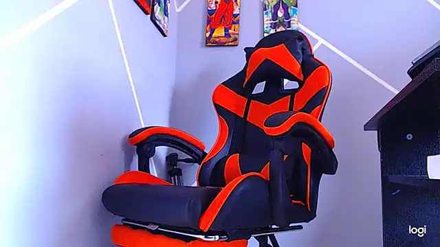 ADAM HOT online show from 10/27/25, 09:30