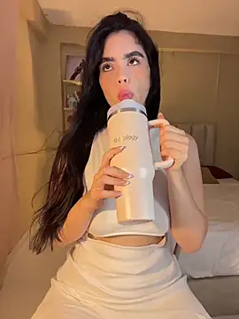 Mavi Coless online show from 11/08/25, 02:12