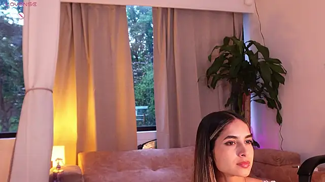 Snapshot of sammy_laszlow chatting on 10/11/25, 10:30 sammy laszlow online show from 10/11/25, 10:30