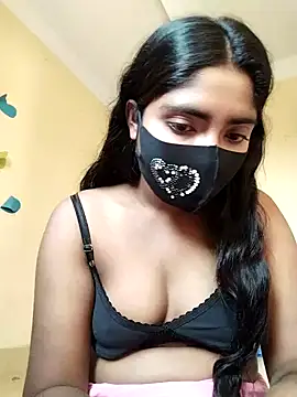 Snapshot of Lina-Rose chatting on 03/06/25, 09:47 Lina-Rose online show from 03/06/25, 09:47
