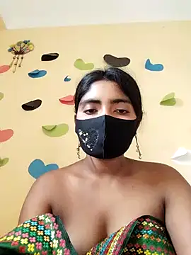 Snapshot of Lina-Rose chatting on 03/17/25, 05:23 Lina-Rose online show from 03/17/25, 05:23