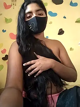 Snapshot of Lina-Rose chatting on 03/22/25, 10:49 Lina-Rose online show from 03/22/25, 10:49