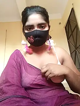 Snapshot of Lina-Rose chatting on 11/14/25, 01:37 Lina-Rose online show from 11/14/25, 01:37