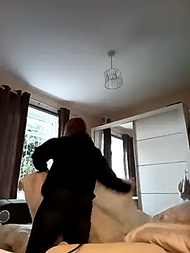 Snapshot of Teagan_B chatting on 12/16/24, 12:38 Teagan B online show from 12/16/24, 12:38