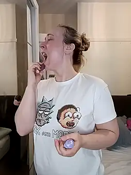 Snapshot of Teagan_B chatting on 02/02/25, 01:52 Teagan B online show from 02/02/25, 01:52