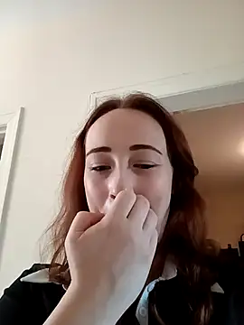 Snapshot of Teagan_B chatting on 09/22/25, 08:16 Teagan B online show from 09/22/25, 08:16