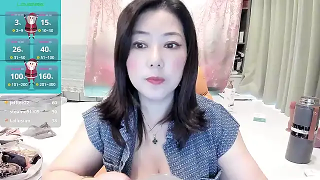 Snapshot of Crystal_Wings chatting on 12/28/24, 07:22 Crystal Wings online show from 12/28/24, 07:22