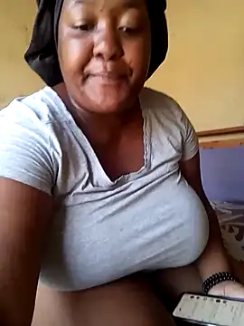 Snapshot of Missmoox24 chatting on 01/23/25, 09:18 Missmoox24 online show from 01/23/25, 09:18