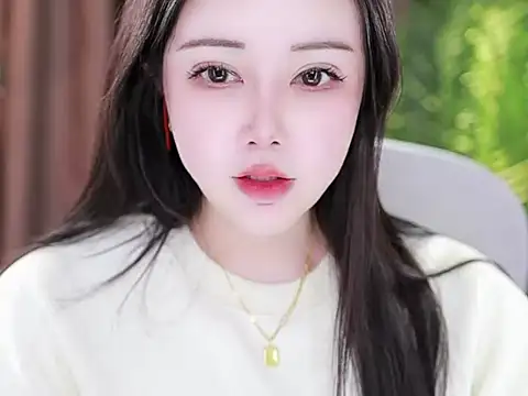 Qiaoqiao  online show from 01/16/25, 10:21