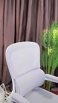 Qiaoqiao  online show from 02/04/25, 01:38