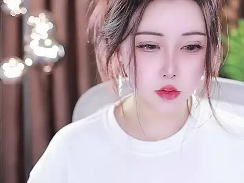 Qiaoqiao  online show from 03/05/25, 10:55