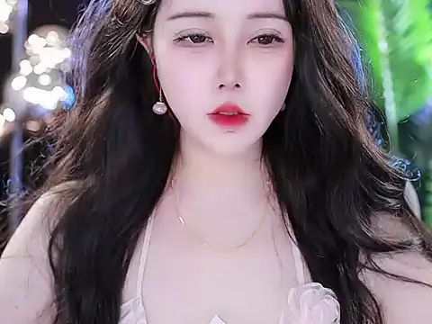 Qiaoqiao  online show from 03/19/25, 12:56