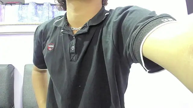 Snapshot of axel_ps chatting on 02/27/25, 05:36 axel ps online show from 02/27/25, 05:36