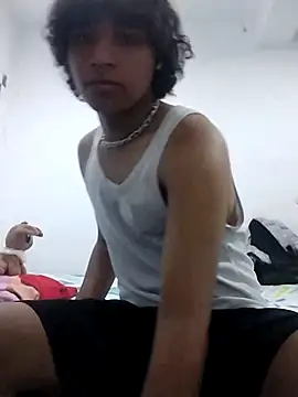Snapshot of axel_ps chatting on 03/20/25, 05:24 axel ps online show from 03/20/25, 05:24