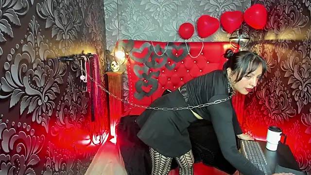 SubYunna1 online show from 02/13/25, 12:32