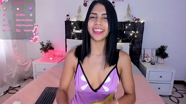 Snapshot of sharonmiller_2_ chatting on 12/28/24, 07:11 sharonmiller 2 online show from 12/28/24, 07:11