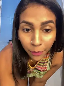 Snapshot of sharonmiller_2_ chatting on 02/25/25, 10:29 sharonmiller 2 online show from 02/25/25, 10:29