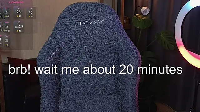 Snapshot of alicekiit chatting on 11/09/25, 01:48 alicekiit online show from 11/09/25, 01:48