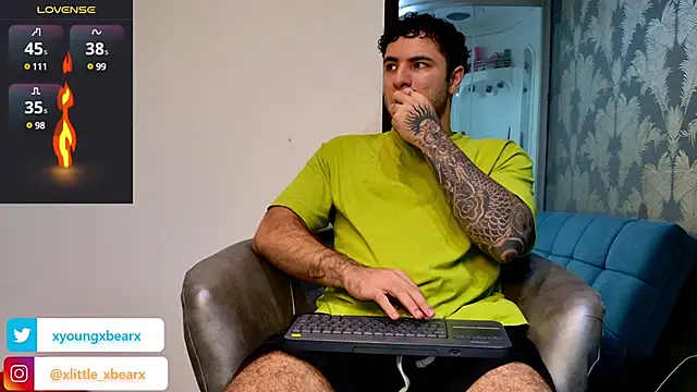 xlittle xbearx online show from 03/16/25, 12:56
