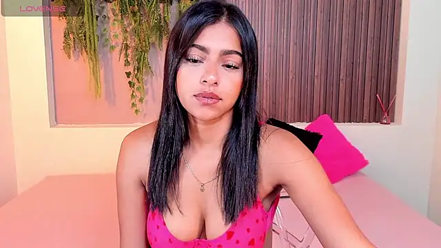 Snapshot of AmyBarton02 chatting on 09/10/25, 03:34 AmyBarton02 online show from 09/10/25, 03:34