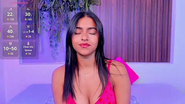 Snapshot of AmyBarton02 chatting on 10/19/25, 04:40 AmyBarton02 online show from 10/19/25, 04:40