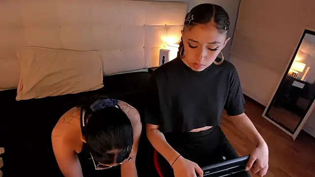 Snapshot of Cintya_Kros chatting on 01/22/25, 04:55 Cintya Kros online show from 01/22/25, 04:55