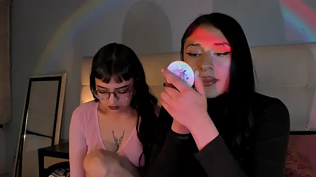 Snapshot of Cintya_Kros chatting on 09/13/25, 04:34 Cintya Kros online show from 09/13/25, 04:34