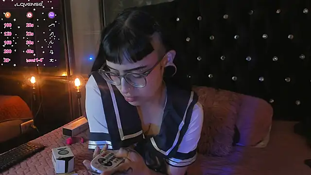 Snapshot of Cintya_Kros chatting on 10/29/25, 07:15 Cintya Kros online show from 10/29/25, 07:15